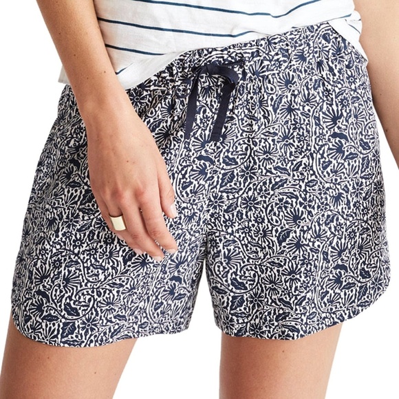 Madewell Pants - Madewell Printed Drapey Shorts Navy Floral XS